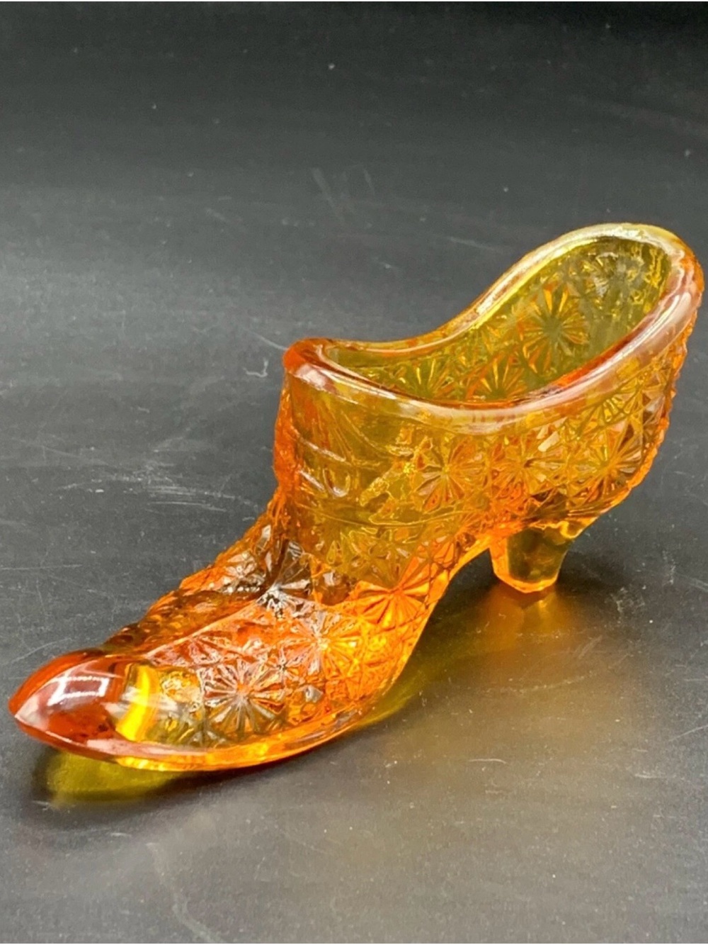 Vintage Fenton Daisy & Button Amber Glass Puss n Boots Heel